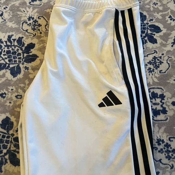 New Adidas Climate Control Running Pants size medium…white. Very Comfortable! - Picture 1 of 9